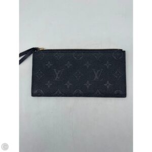 Wallet Luxury Designer By Louis Vuitton, Size: Medium