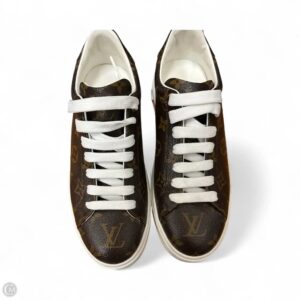 Shoes Luxury Designer By Louis Vuitton In Brown