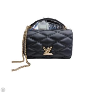 Handbag Luxury Designer By Louis Vuitton, Size: Medium