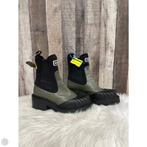 Boots Luxury Designer By Louis Vuitton In Green, Size: 8