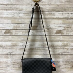 Crossbody Luxury Designer By Louis Vuitton In Black, Size:Medium